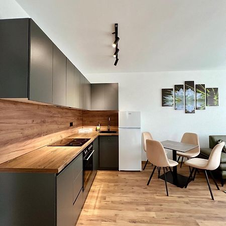 Holiday Apartments Gjakova 외부 사진