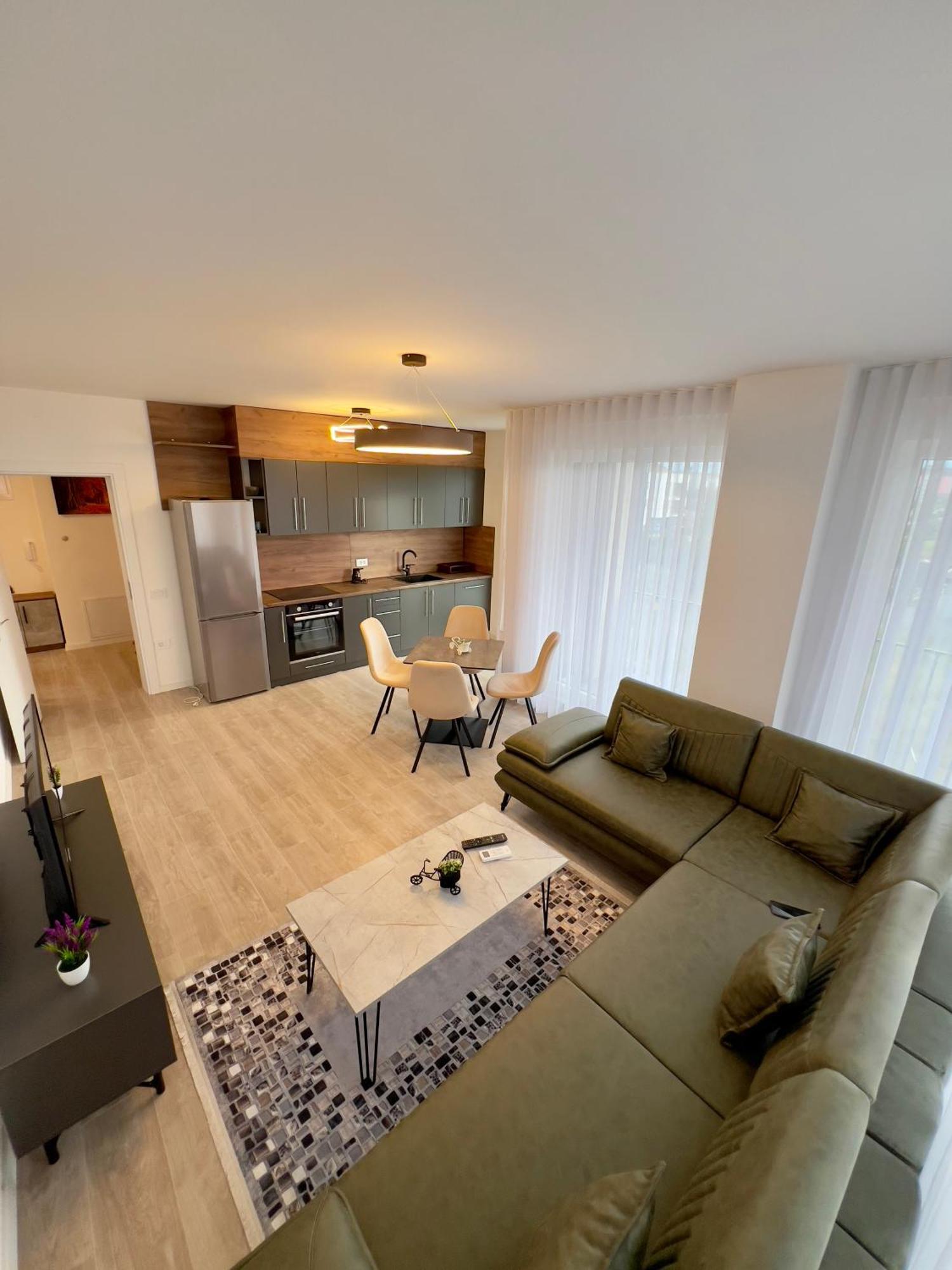 Holiday Apartments Gjakova 외부 사진