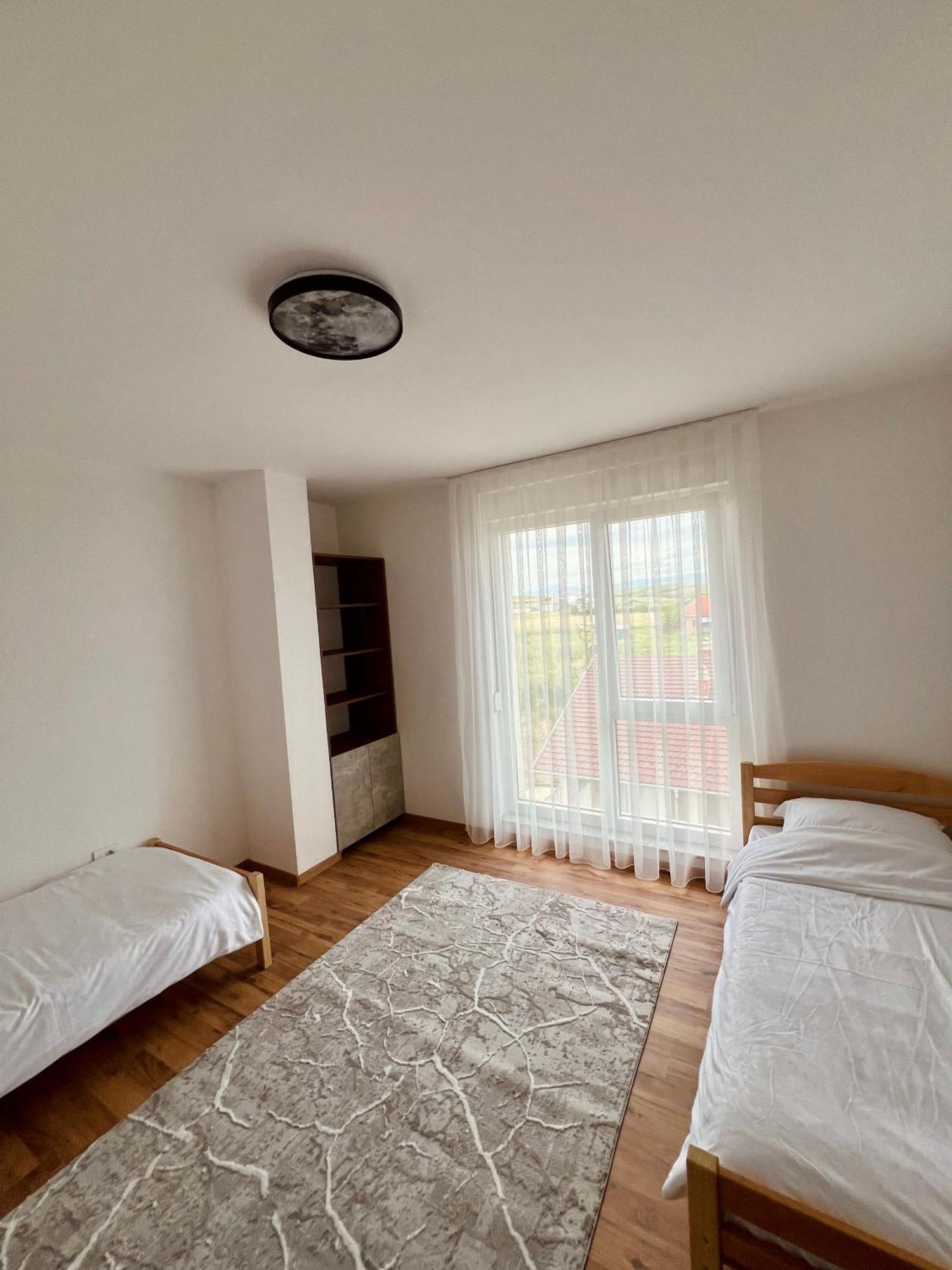 Holiday Apartments Gjakova 객실 사진