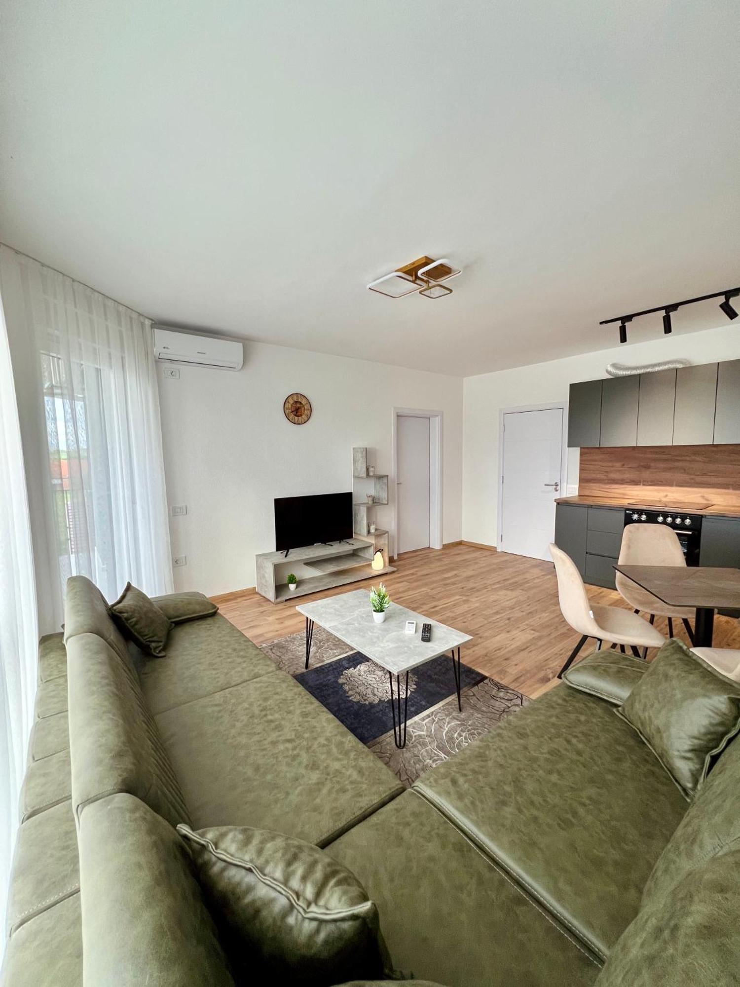 Holiday Apartments Gjakova 객실 사진