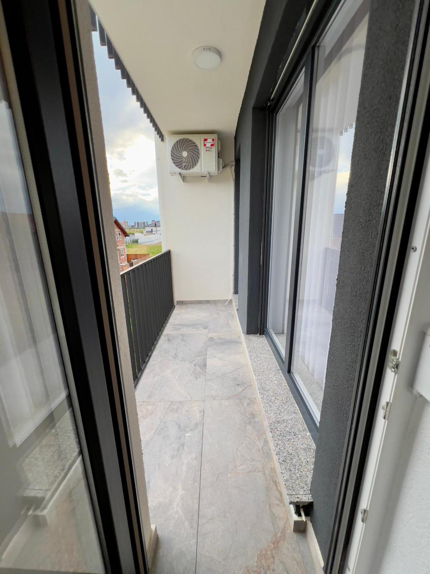Holiday Apartments Gjakova 객실 사진