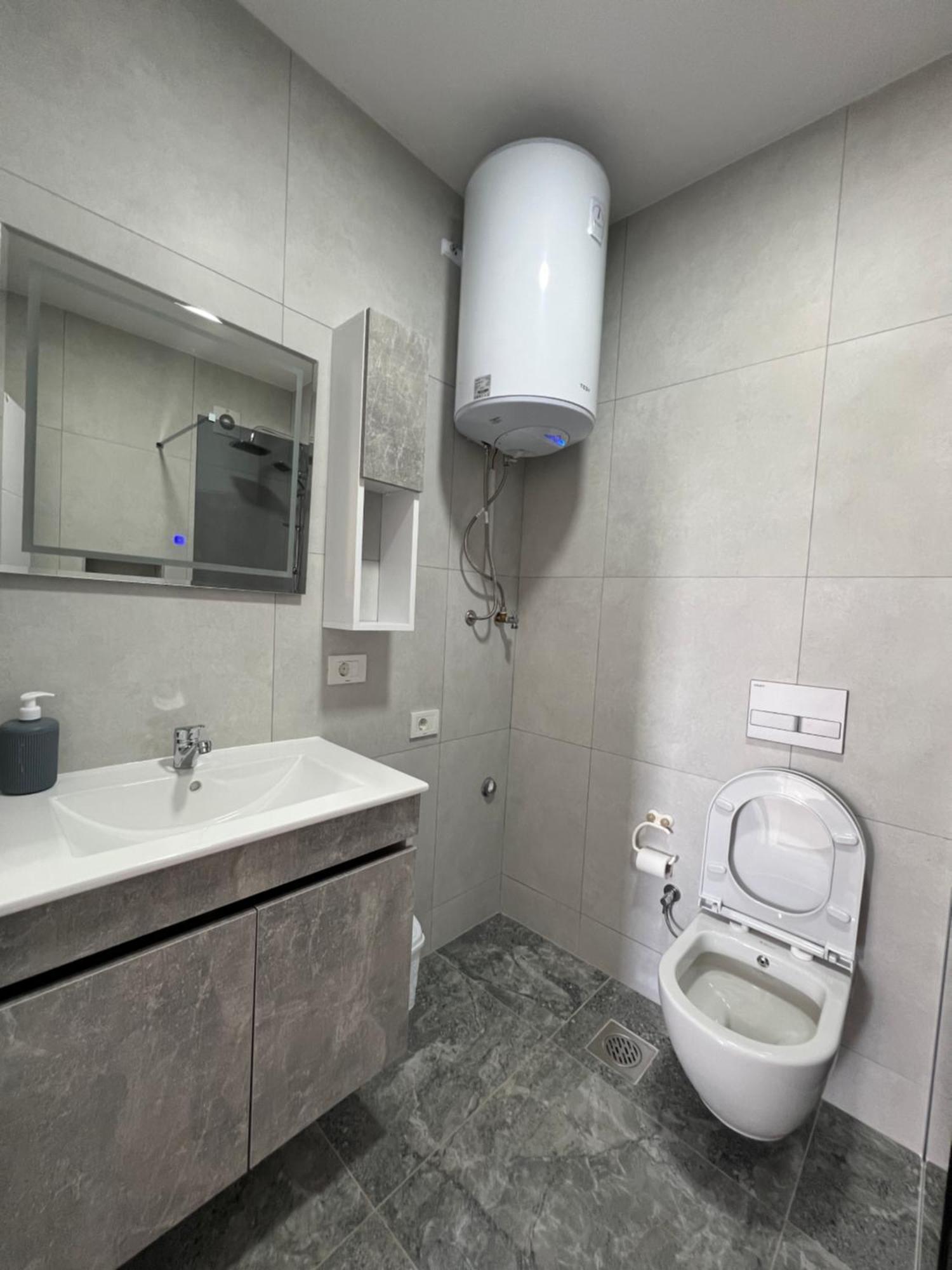 Holiday Apartments Gjakova 객실 사진